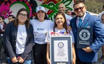 Clase de futbol más grande del mundo rompe Récord Guinness Nuevo récord Guinness