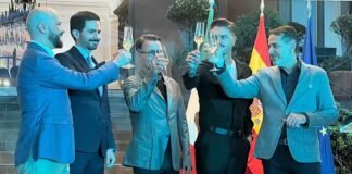 ‘Viajar en libertad: ser quien eres donde quieras’ ‘Viajar en libertad: ser quien eres donde quieras’, celebración del Orgullo en la Embajada de España