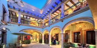 Concepción Hotel Boutique redefine la hospitalidad de lujo Patio principal en Concepción Hotel Boutique